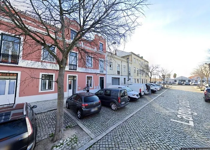 Sado River Haven 塞图巴尔